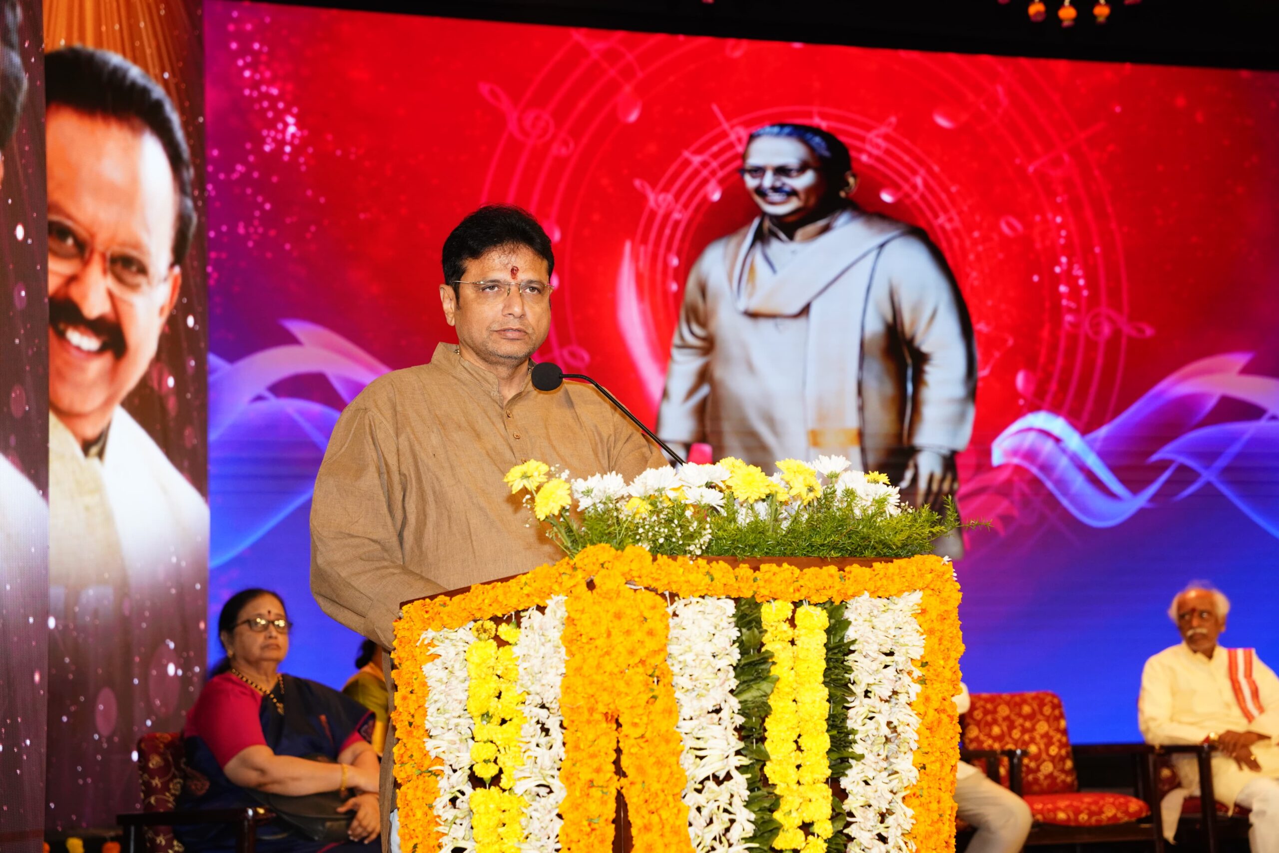 సినీ సంగీత చరిత్రపై బాలు ది చెరగని సంతకం