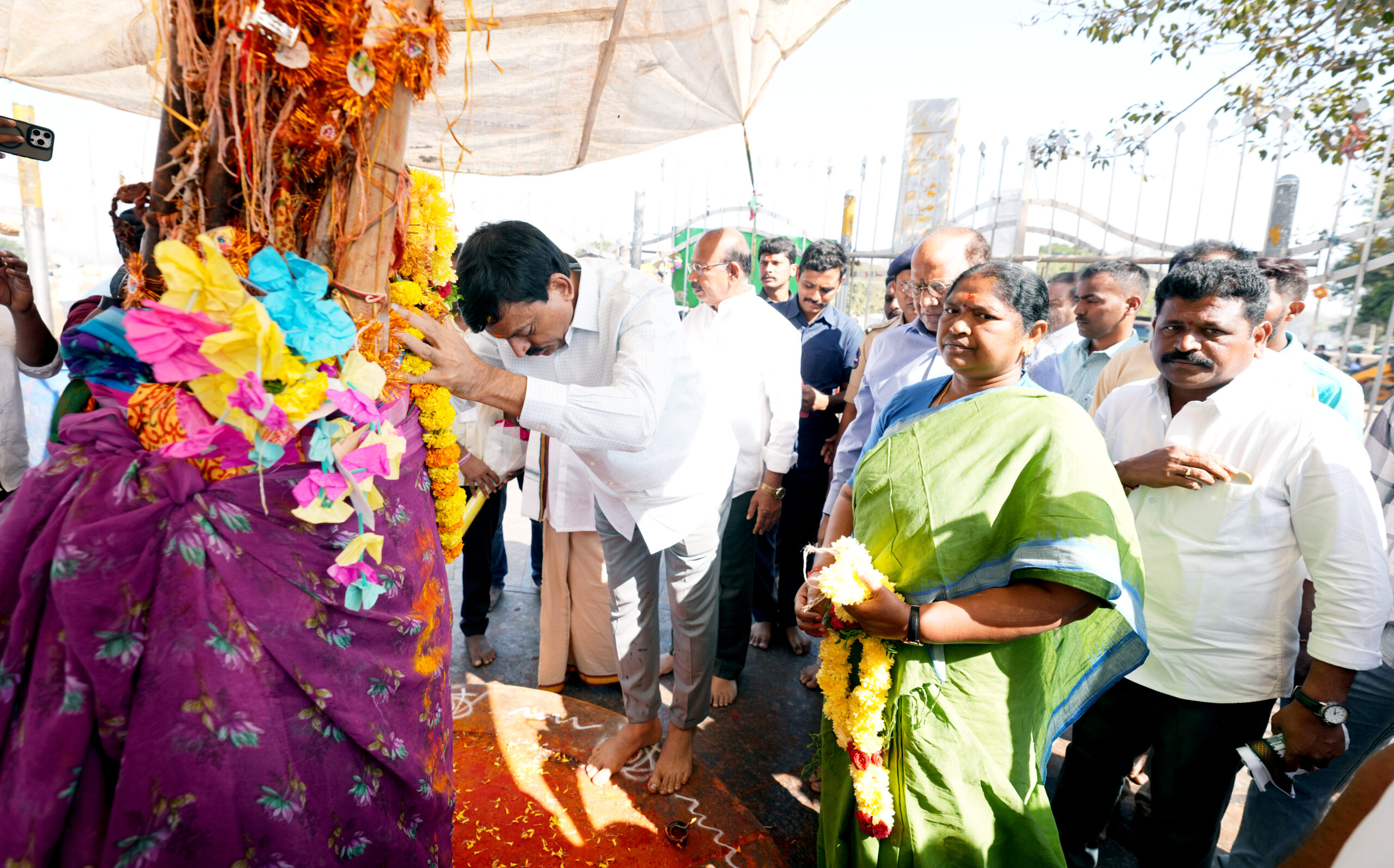 స‌మ్మ‌క్క సార‌ల‌మ్మ జాత‌ర‌కు విస్తృత ఏర్పాట్లు