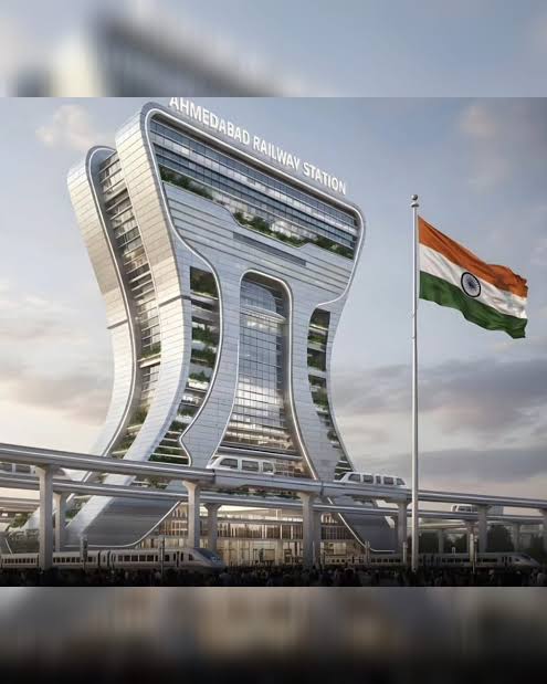 16 అంతస్థుల రైల్వే స్టేషన్.. దేశంలోనే ఫస్ట్.. దీన్ని ప్రత్యేకతలు తెలిస్తే అవాక్కే.. 16 అంతస్థుల రైల్వే స్టేషన్.. దేశంలోనే ఫస్ట్.. దీన్ని ప్రత్యేకతలు తెలిస్తే అవాక్కే..