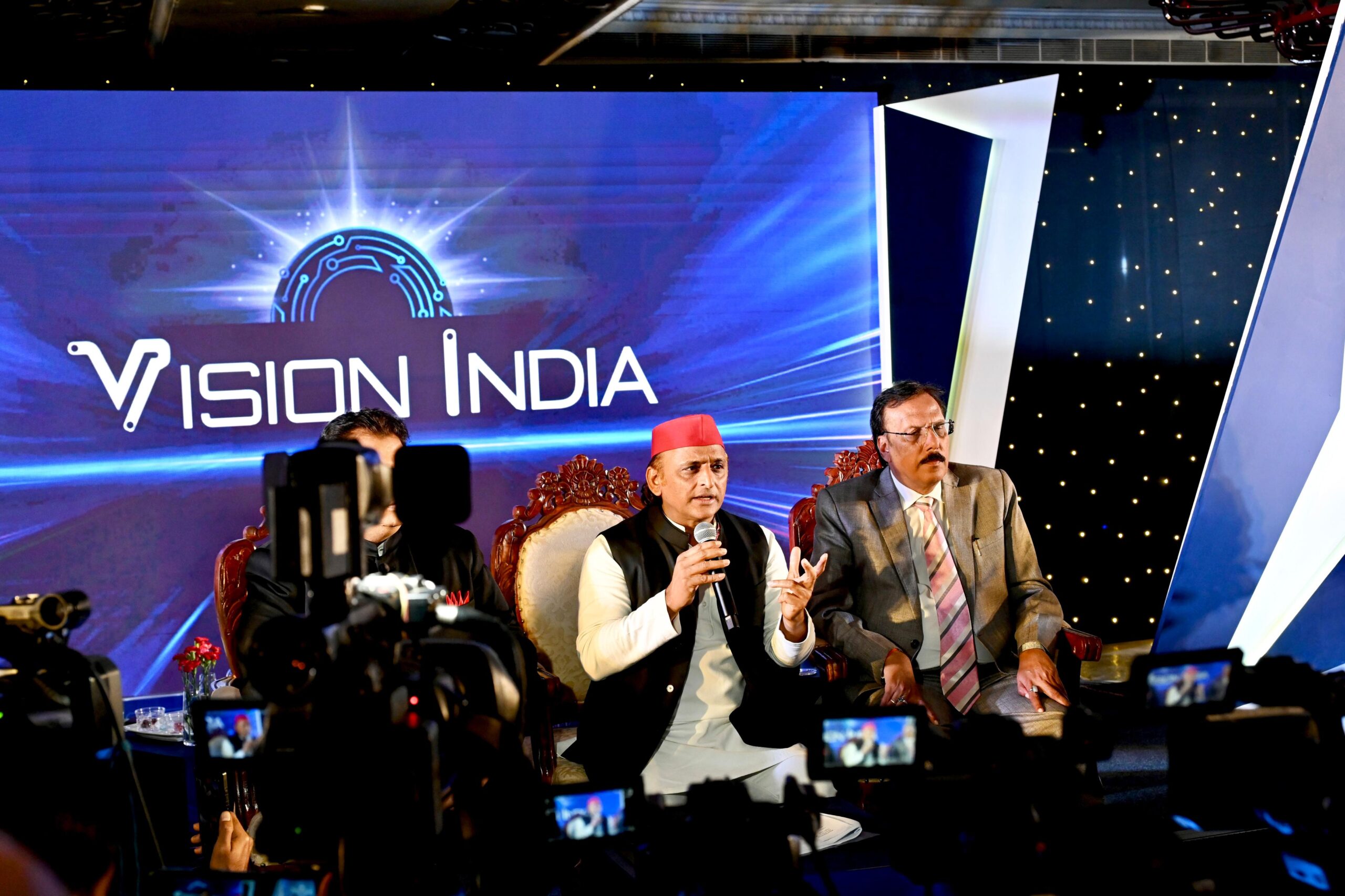 బీజేపీని ఏ ఐ సహకారంతో ఓడిస్తాం