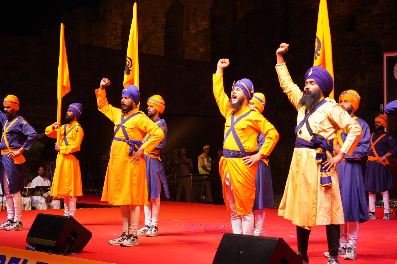 గోల్కొండ కోటలో విజయ్ దివస్ వేడుకలు గోల్కొండ కోటలో విజయ్ దివస్ వేడుకలు