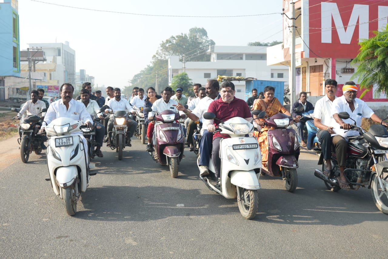 హుస్నాబాద్ లో మంత్రి పొన్నం ప్రభాకర్ పర్యటన
