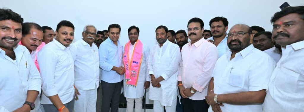 Bjp leaders joining in BRS in the Presence of KTR 