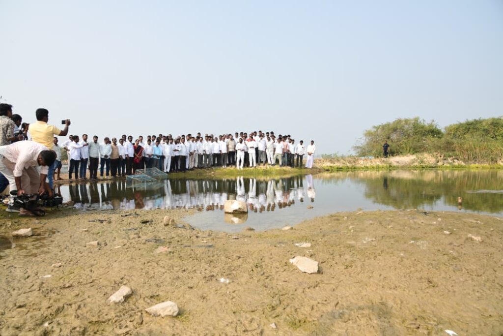 BRS LEADERS VISITED JURALA  PROJECT