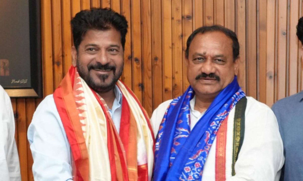 సీఎం రేవంత్ రెడ్డితో పీసీసీ చీఫ్ బేటీ