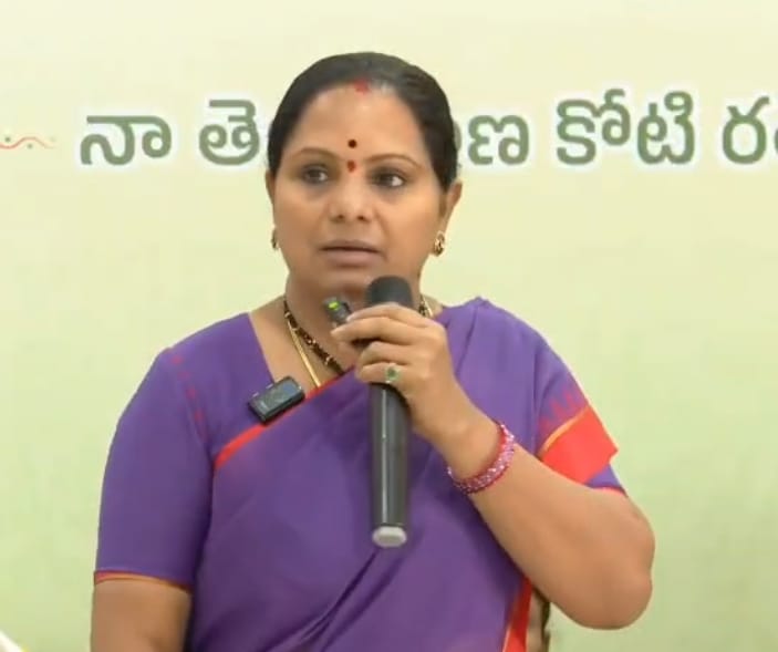 గుంపుమేస్త్రీ….గుంట న‌క్క‌ ఒక్క‌టే