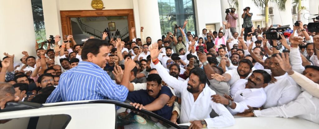 KTR LEAVE FROM TELANGANA BHAVAN  FOR SIT ENQUIRY