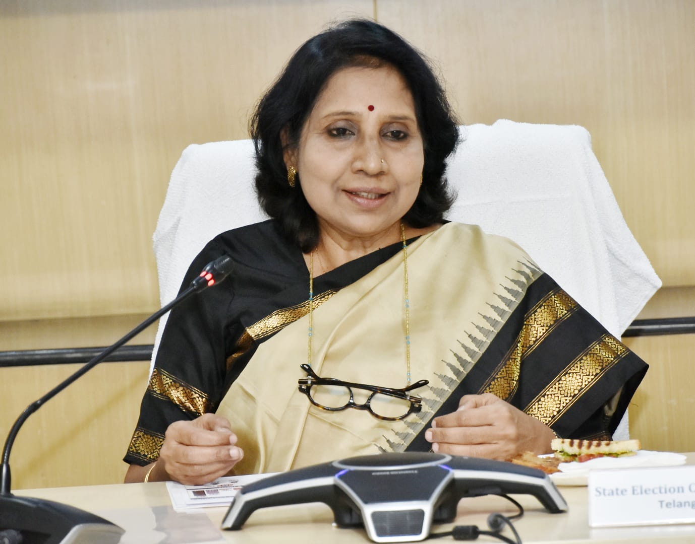 రాష్ట్రంలో మున్సిపోల్స్ కు న‌గ‌రా….!