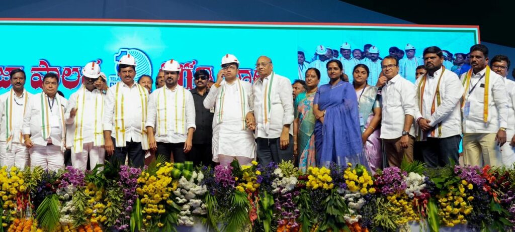 CM REVANTH REDDY PARTCIPATED IN BHUPALAPALLY PUBIC MEETING