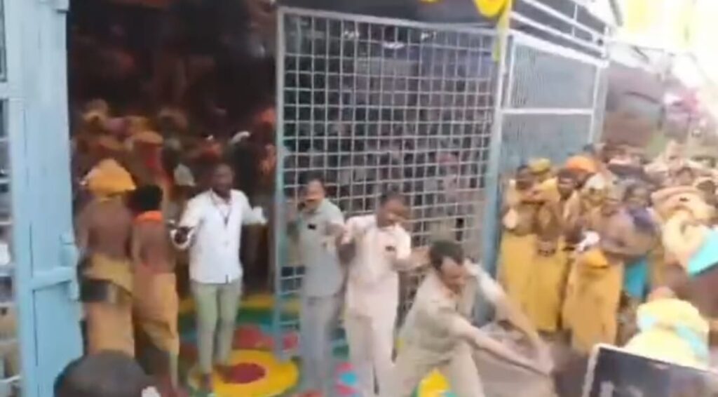 POLICE LOTTY CHARGE ON SHIVA SWAMULU