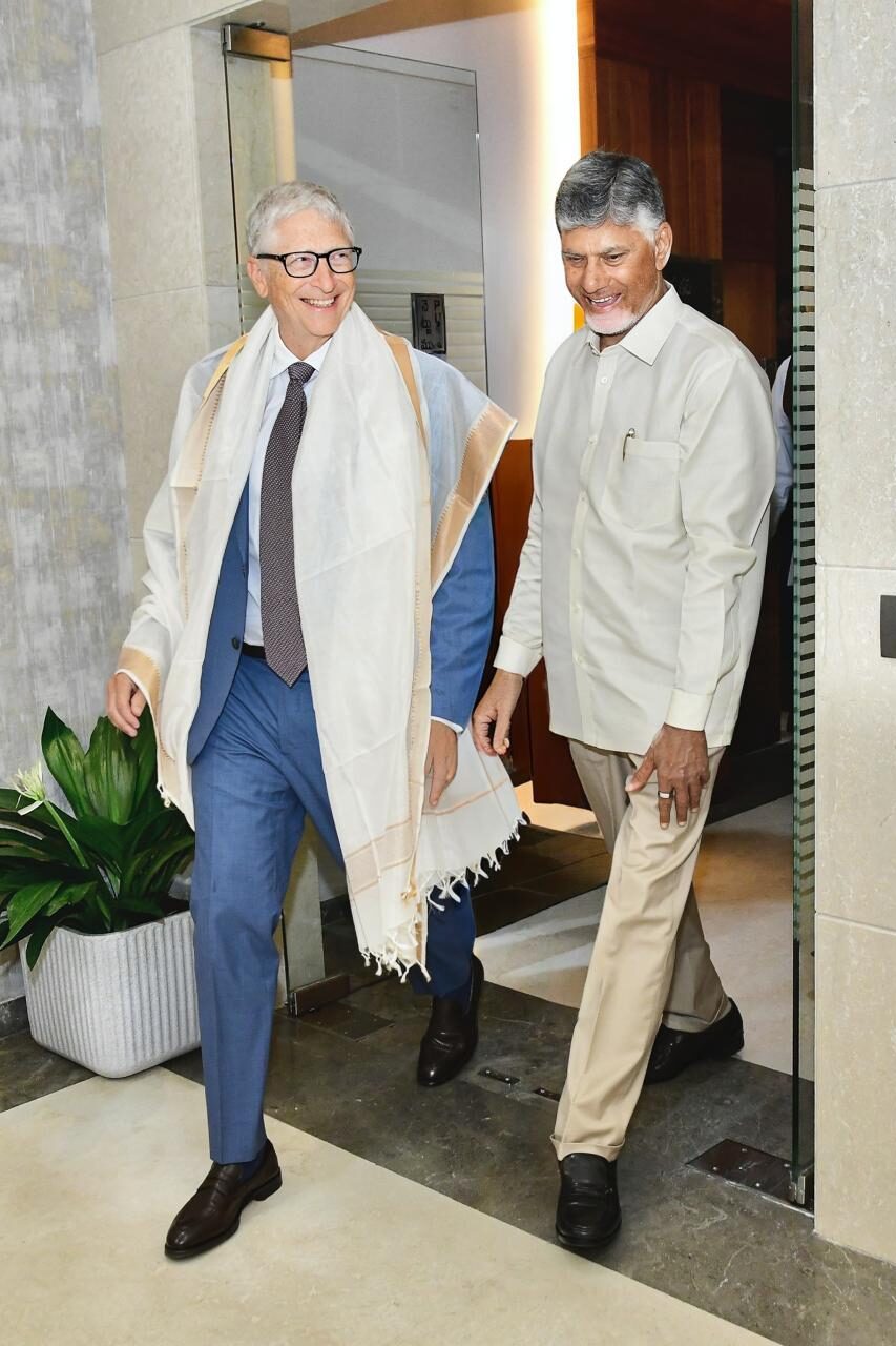 AP CM CHANDRA BABU AND BILL GATES