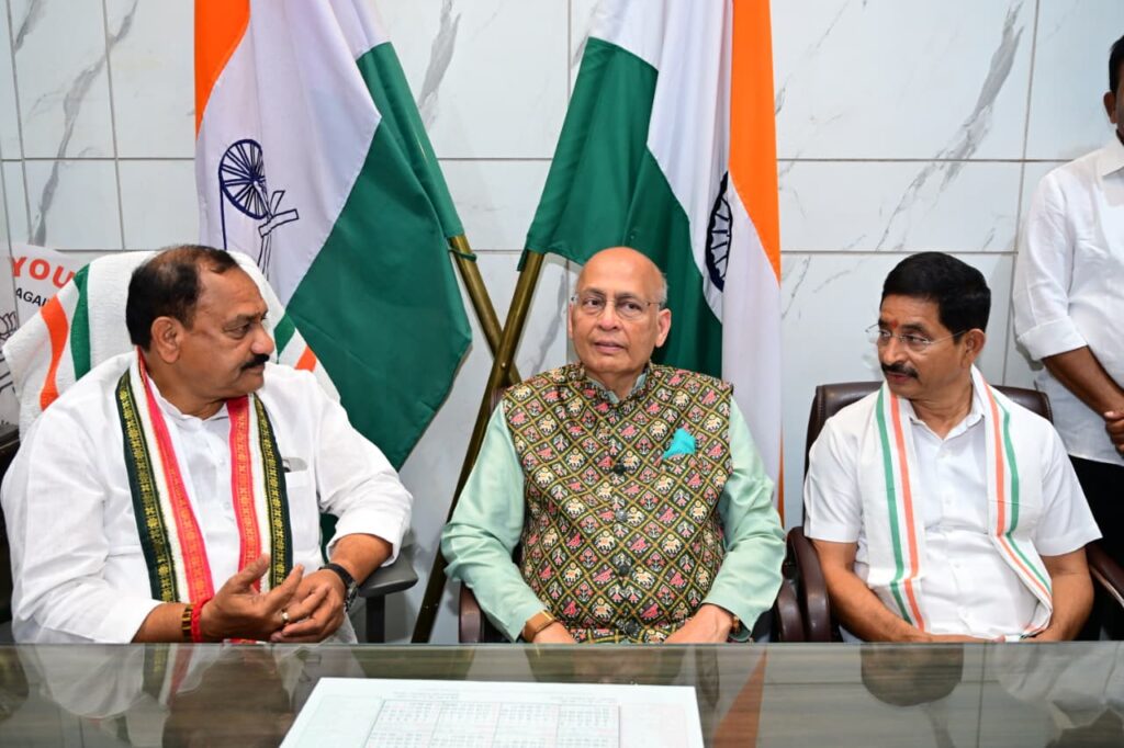 PCC CHIEF MAHESH GOUD WITH CONGRESS RAJYA SABHA CANIDIDATES ABHISHEK SINGHVI, VEM NARENDER REDDY
