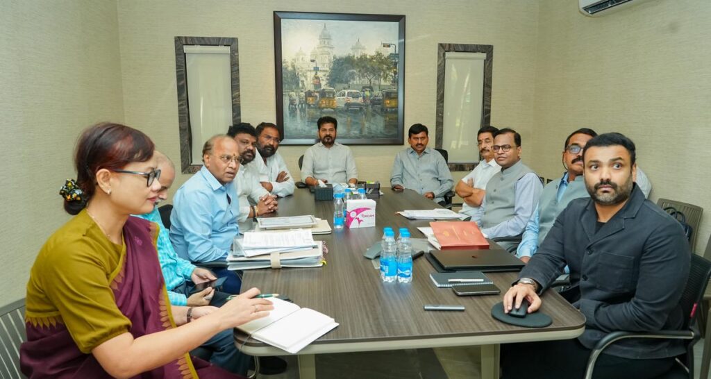 CM REVANTH REDDY WITH  SPORTS OFFICIALS