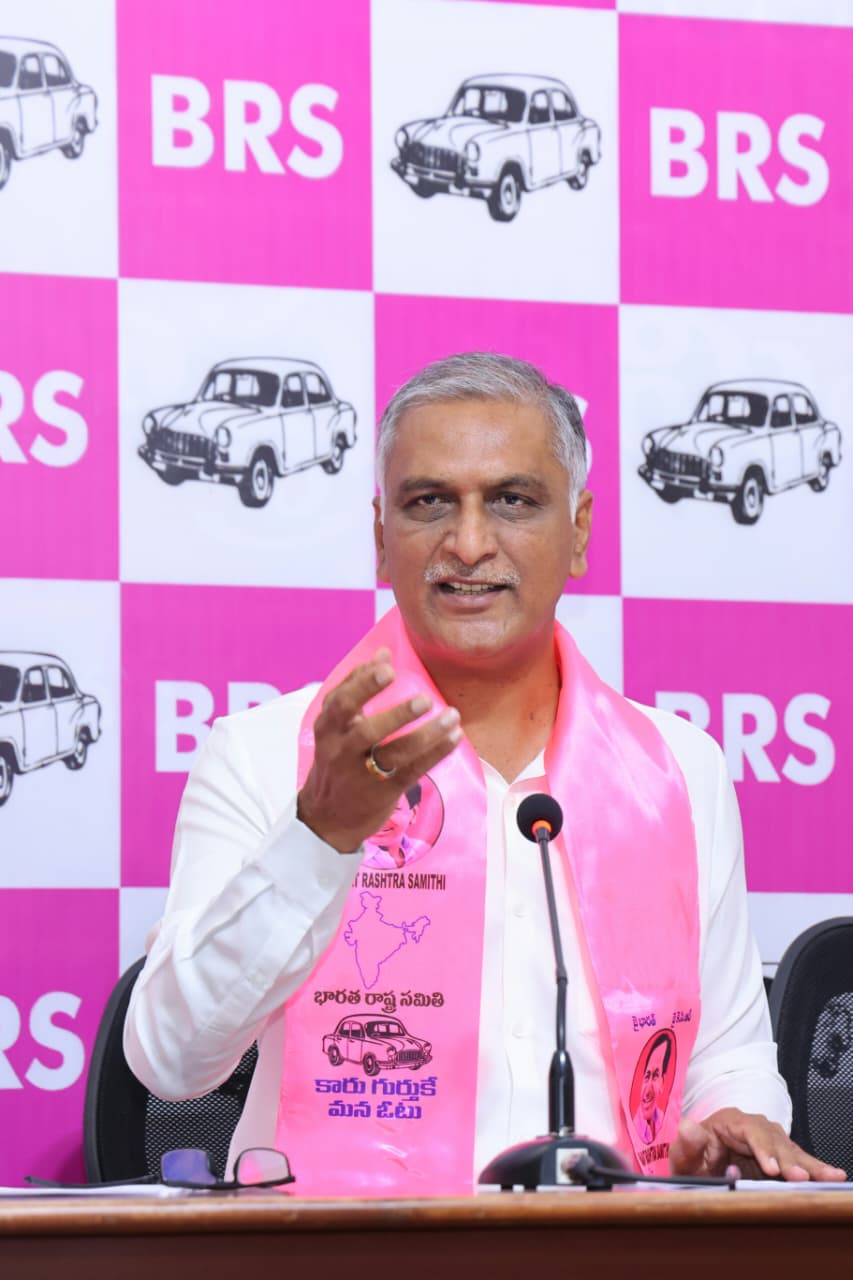 మూసీ పై ముఖ్య‌మంత్రి స‌మాధానం చెప్పాలి