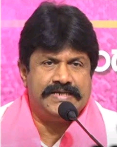 బాబాయ్ కు బీఆర్ఎస్ ఇంచార్జ్  బాధ్య‌త‌లు