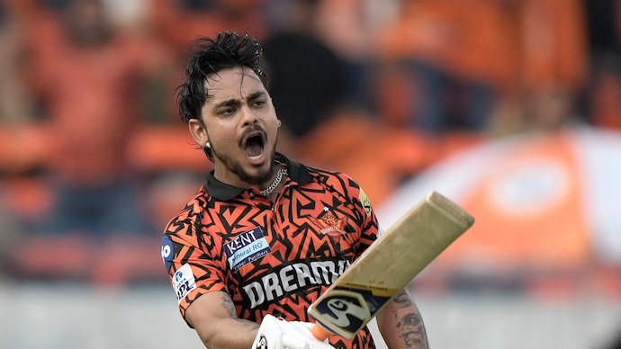 SRH BATS MEN ISHAN KISHAN