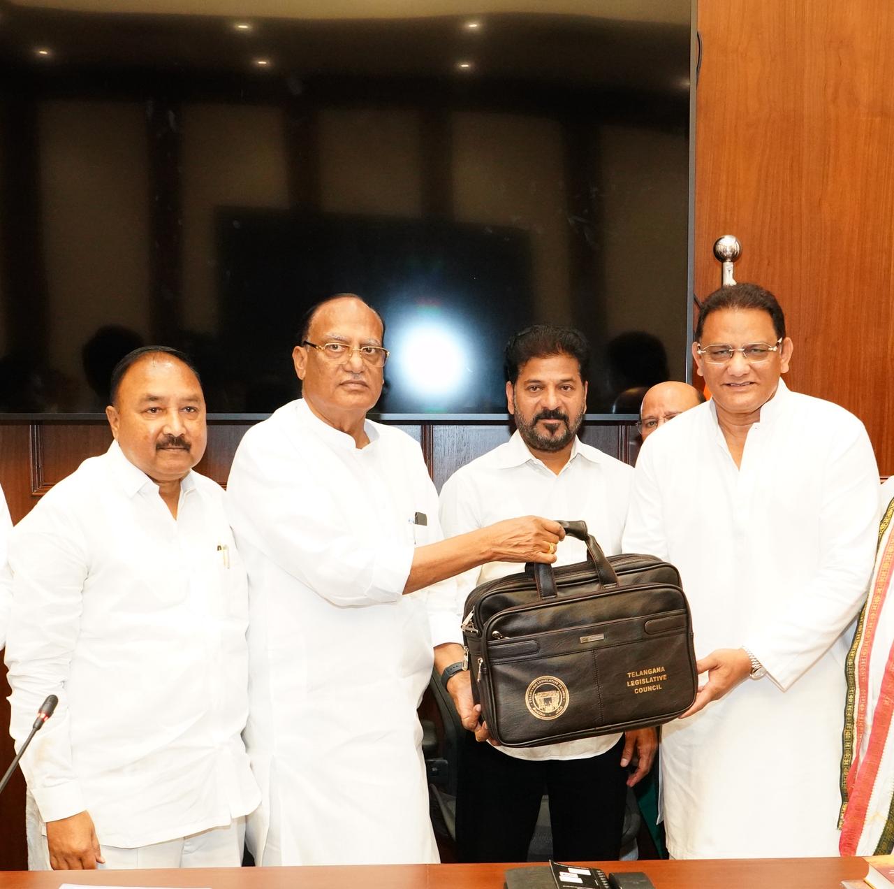 మండ‌లి స‌భ్యులుగా అజాహ‌రుద్దీన్, కోదండ‌రాం