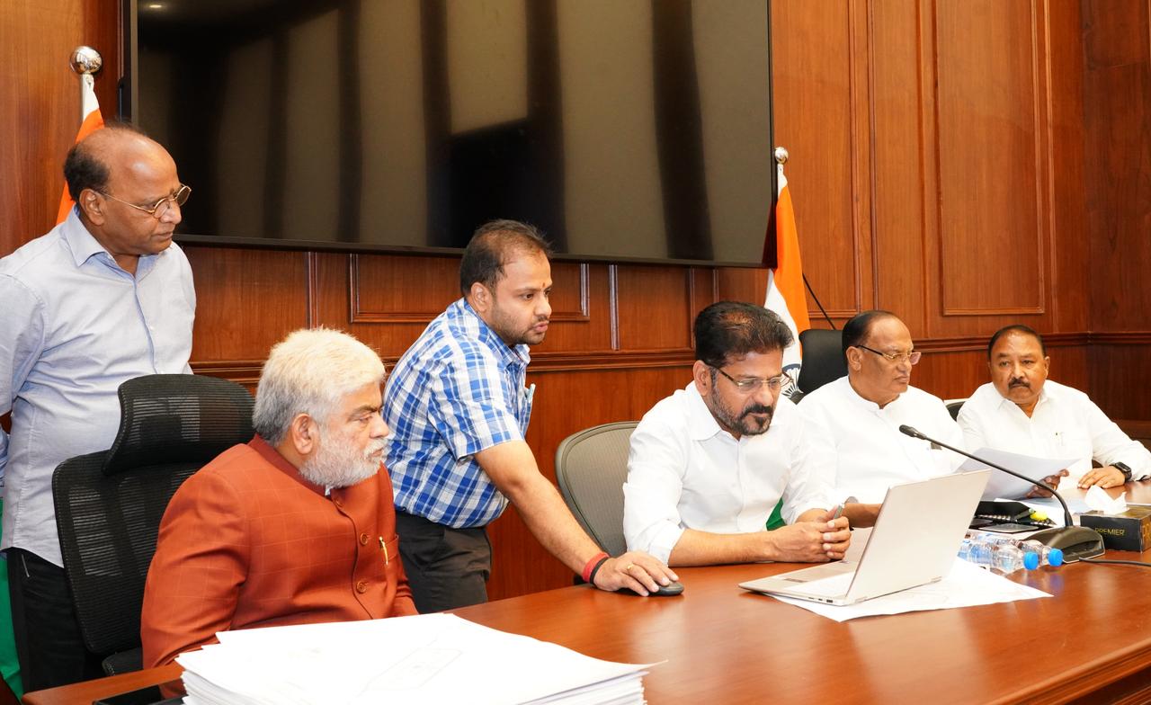 అసెంబ్లీ- పార్ల‌మెంట్ ను త‌ల‌పించాలి – సీఎం