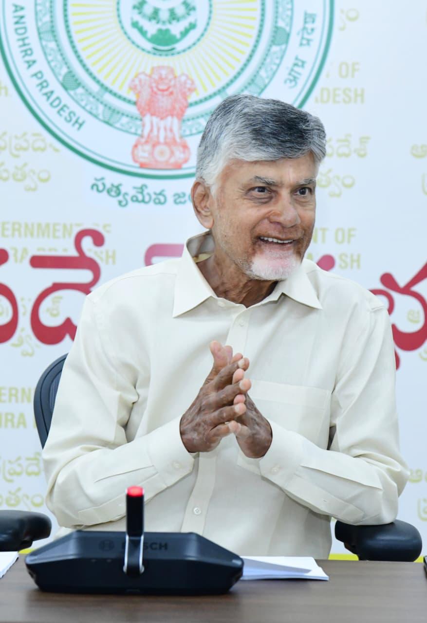 డిసెంబర్ నాటికి  సేవ‌ల‌న్నీ ఆన్‌లైన్ లోనే