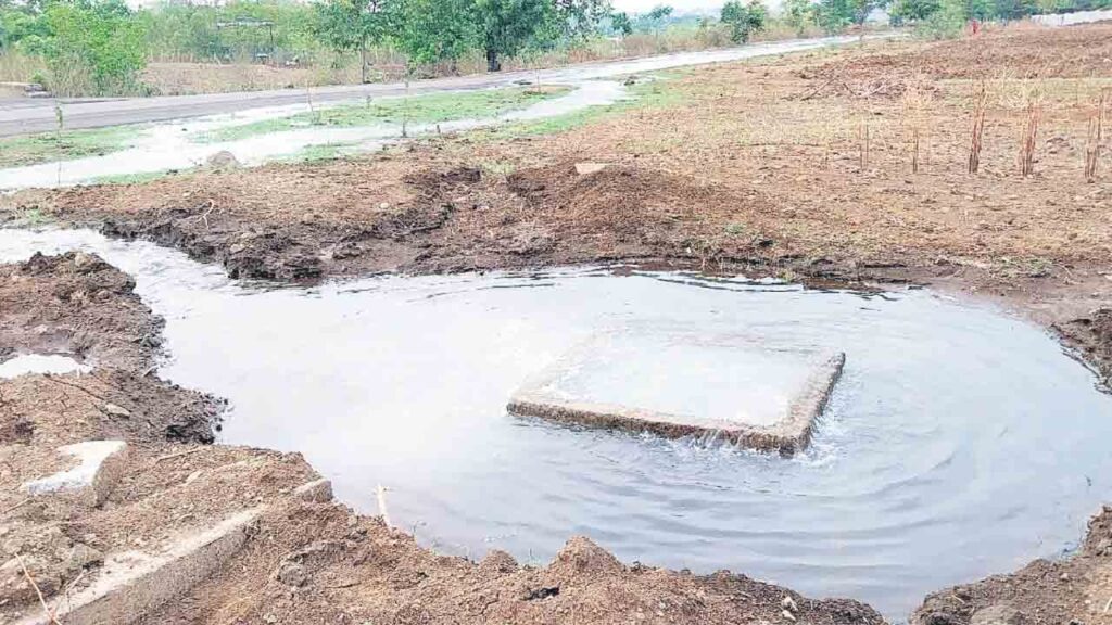 MISSION BHAGIRATHA PIPE LINE LEAKAGE