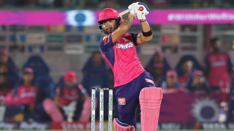 RR BATS MEN RIYAN PARAG