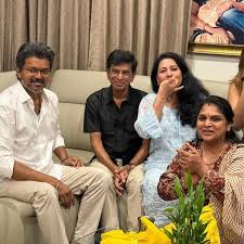 VIJAY WITH FAMILY