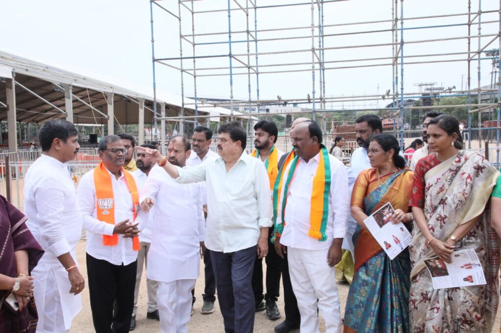 BJP STATE PRESIDENT PERSUING ARRANGEMENTS MODI TOUR