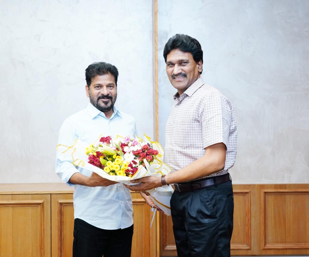 NHAI OFFICER INVITING CM REVANTH REDDY TOUR IN HYDERABAD