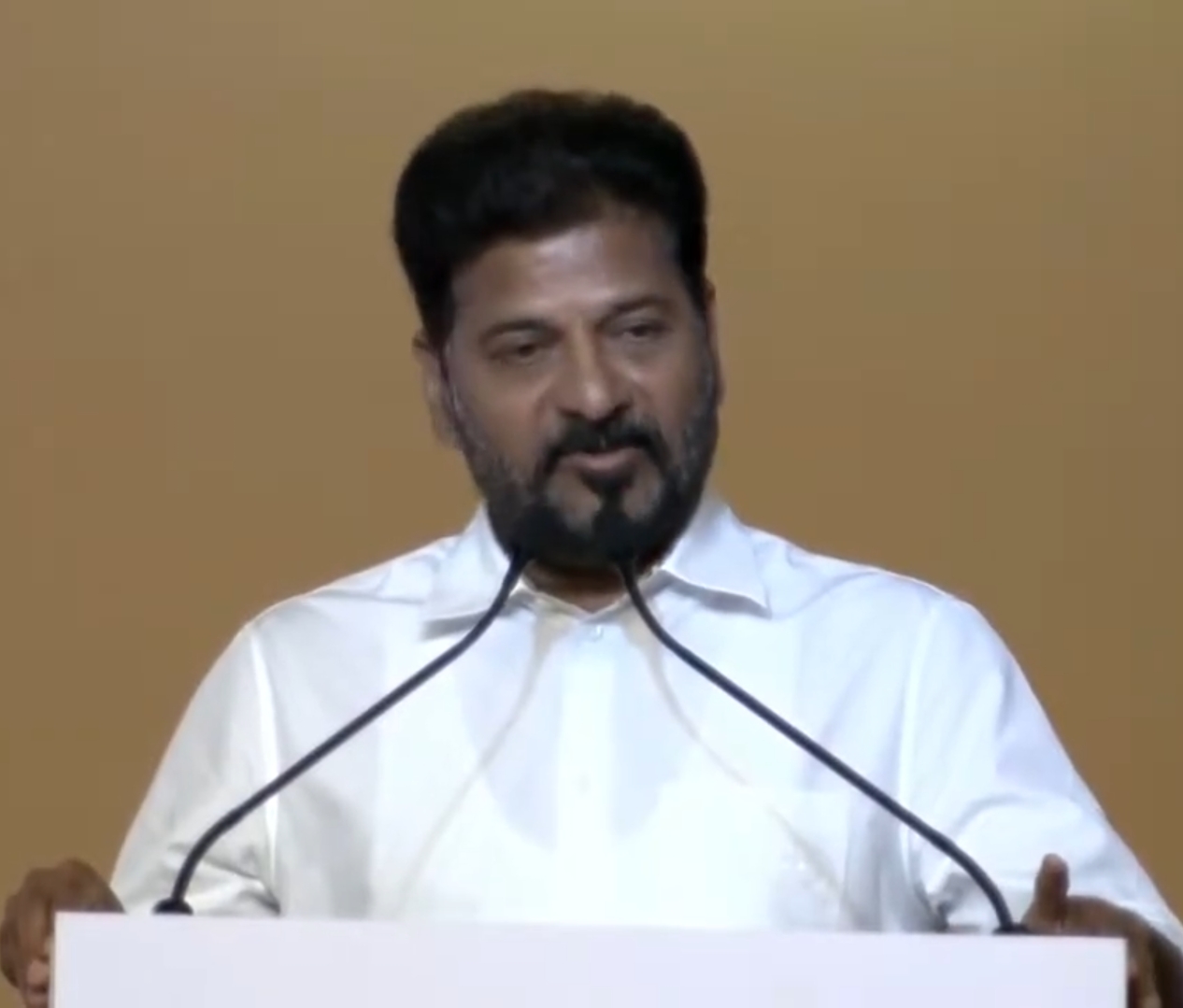 తెలంగాణా అభివృద్ధికి మోడీ స‌హ‌క‌రించాలి
