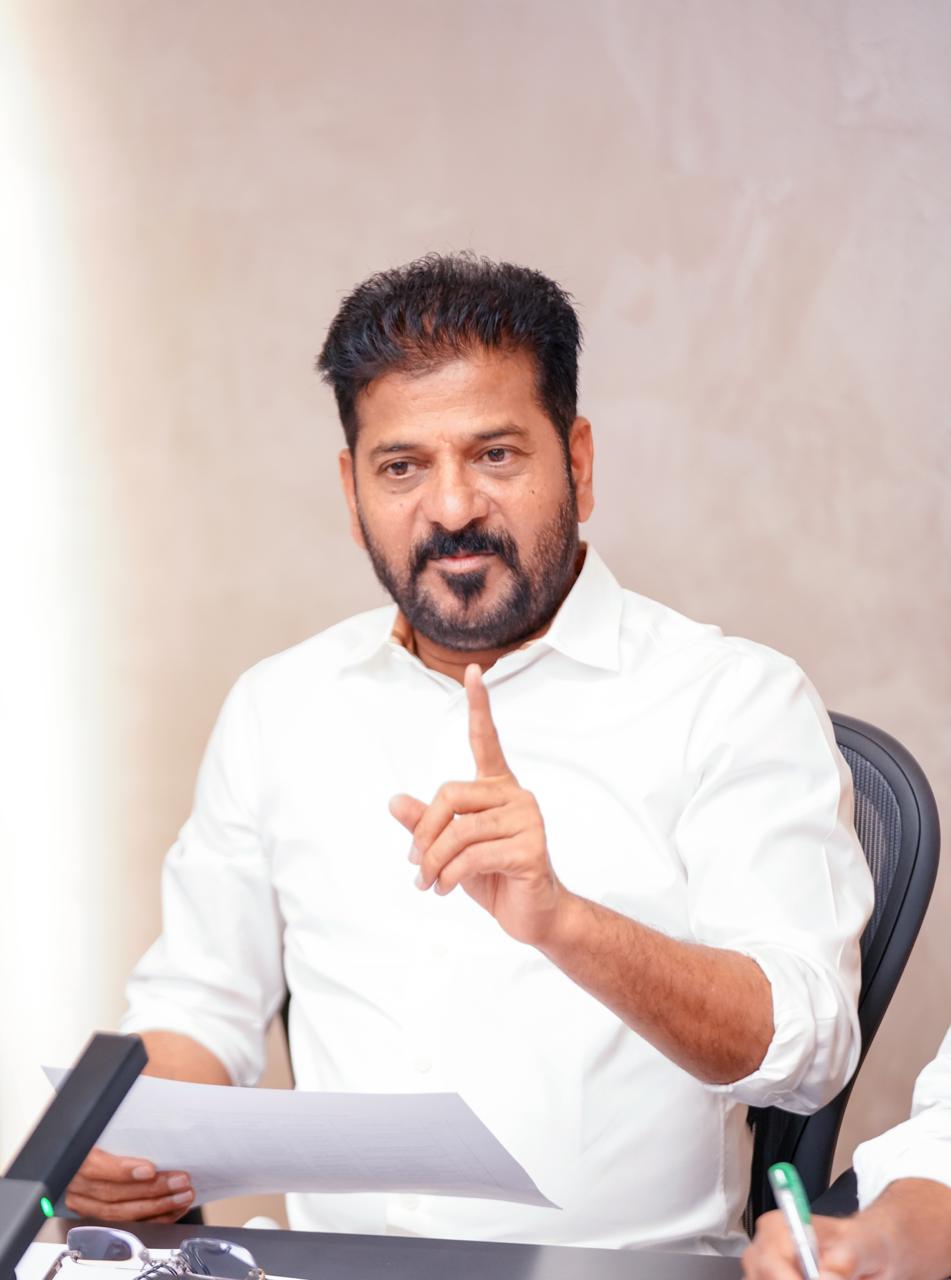 పాల‌మూరు ఎమ్మెల్యేల‌తో సీఎం రేవంత్ రెడ్డి భేటీ