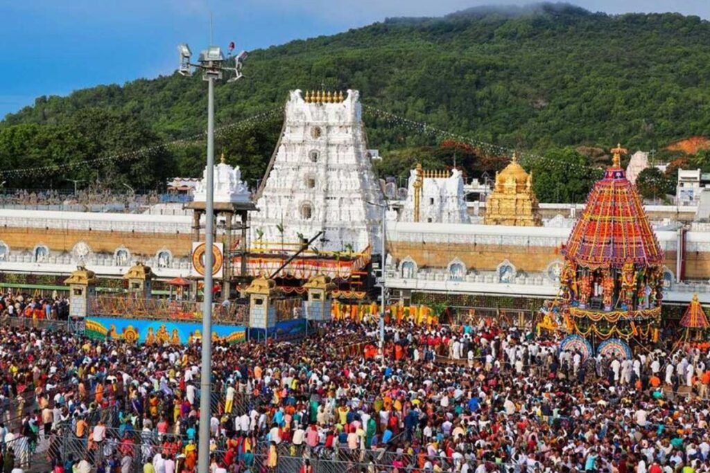 తిరుమలలో 1.21 కోట్ల లడ్డూల విక్రయం