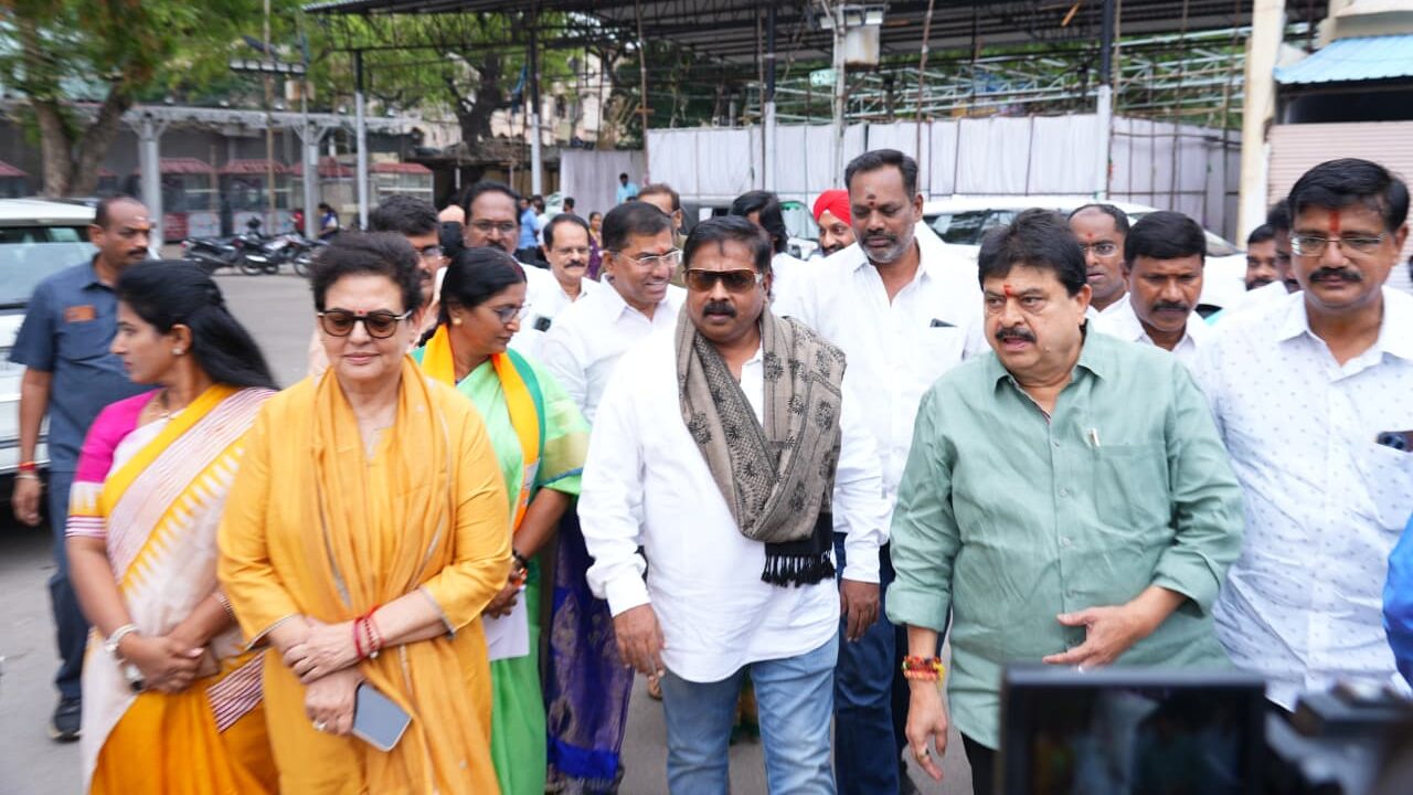 bjp state president  Ramchandar rao and other leaders visited  exhibition ground