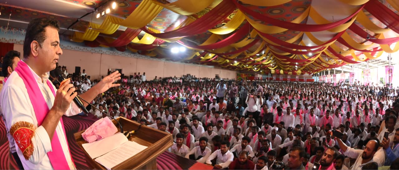 మూసీ క‌నుమ‌రుగుకు రేవంత్, బీజేపీలు కుట్ర:కేటిఆర్