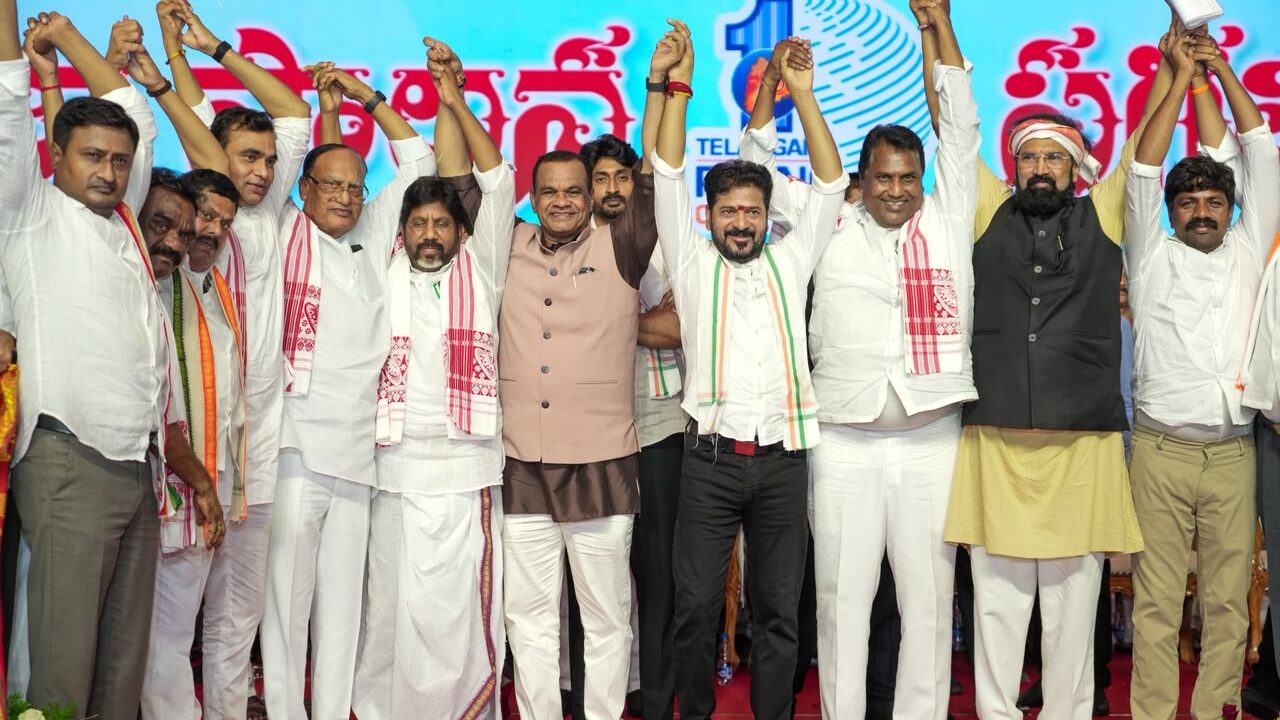 CM Revanth Reddy and Ministers in Nalgonda Public meeting