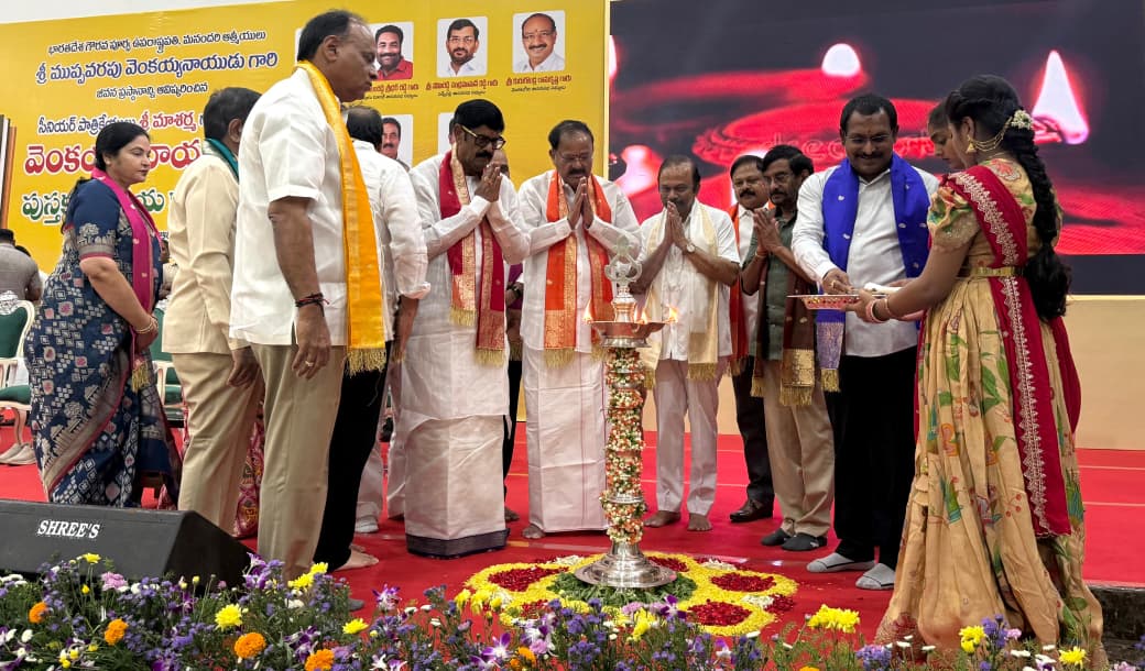 డబ్బు రాజకీయాలే ప్రజాస్వామ్యానికి జబ్బు డబ్బు రాజకీయాలే ప్రజాస్వామ్యానికి జబ్బు