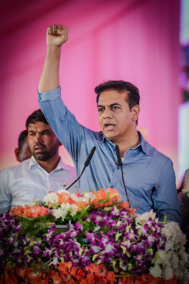 నోటిఫికేషన్లు లేవు… అన్నీ లూటిఫికేషన్లే..! నోటిఫికేషన్లు లేవు… అన్నీ లూటిఫికేషన్లే..!