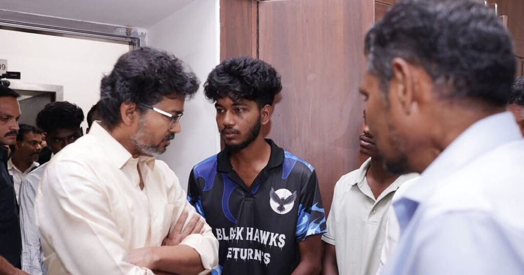 cm vijay in hostel visit