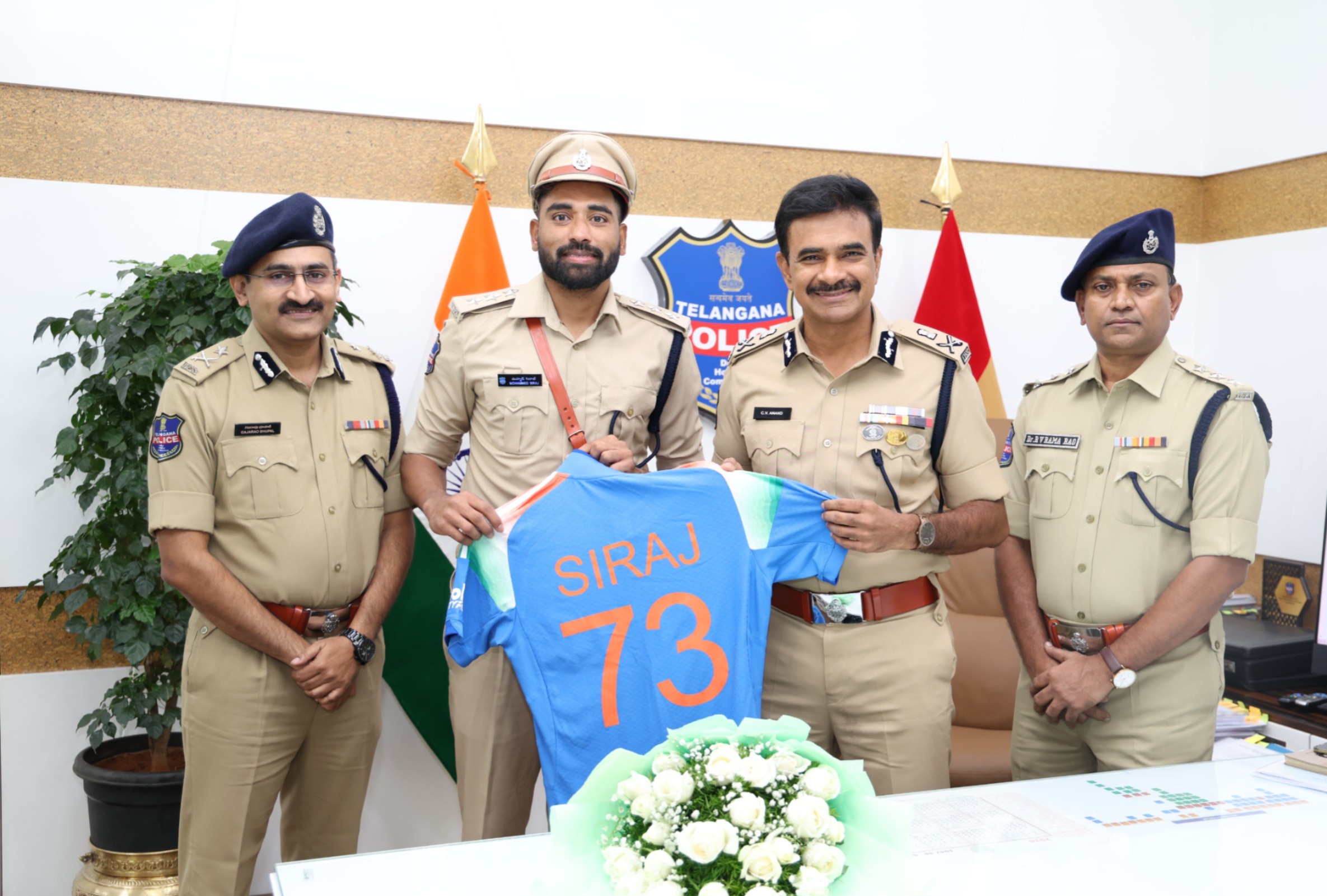 సిబ్బంది సంక్షేమానికి పెద్దపీట-డీజీపీ ఆనంద్ సిబ్బంది సంక్షేమానికి పెద్దపీట-డీజీపీ ఆనంద్