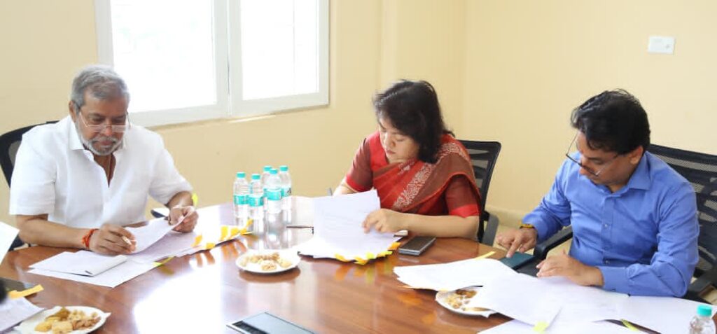 టిమ్స్లో నిమ్స్ తరహా టారిఫ్లు.. సర్జరీలకు త్వరలో గ్రీన్ సిగ్నల్..! టిమ్స్లో నిమ్స్ తరహా టారిఫ్లు.. సర్జరీలకు త్వరలో గ్రీన్ సిగ్నల్..!