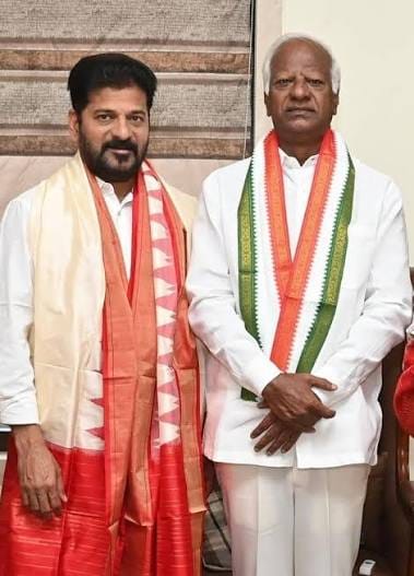 kadiam srihari with kadiam srihari file pic