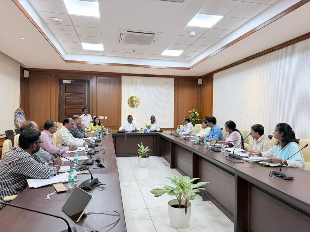 minister adluri laxmna review