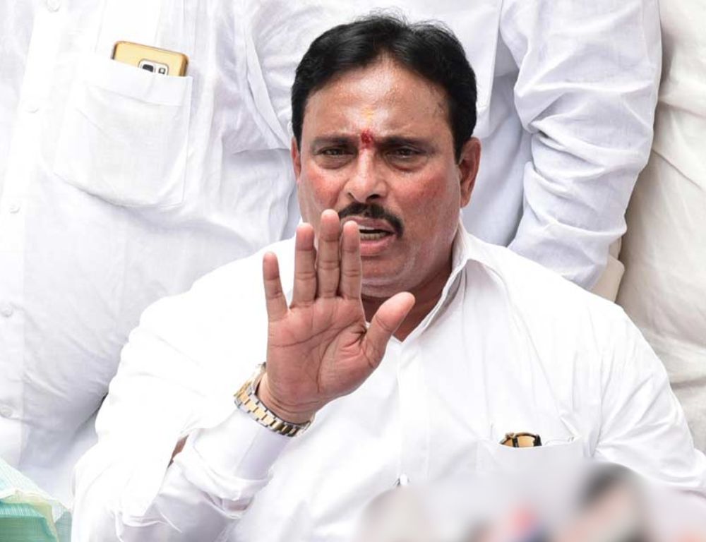 ఉప ఎన్నికను ఎదుర్కొంటా : దానం ఉప ఎన్నికను ఎదుర్కొంటా : దానం