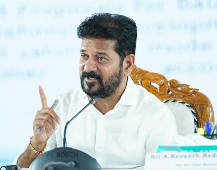 హకీంపేట ఎడ్యుకేషన్ హబ్ పనులపై సీఎం రేవంత్ రెడ్డి సమీక్ష హకీంపేట ఎడ్యుకేషన్ హబ్ పనులపై సీఎం రేవంత్ రెడ్డి సమీక్ష